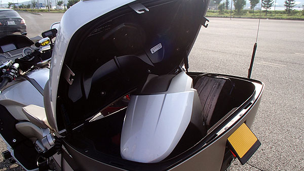 フロントフェンダー